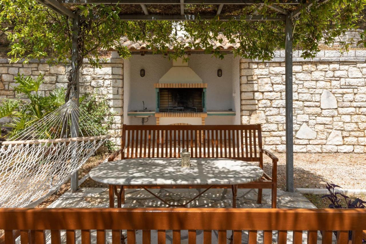 Villa Melissonia Agios Stefanos  Bagian luar foto